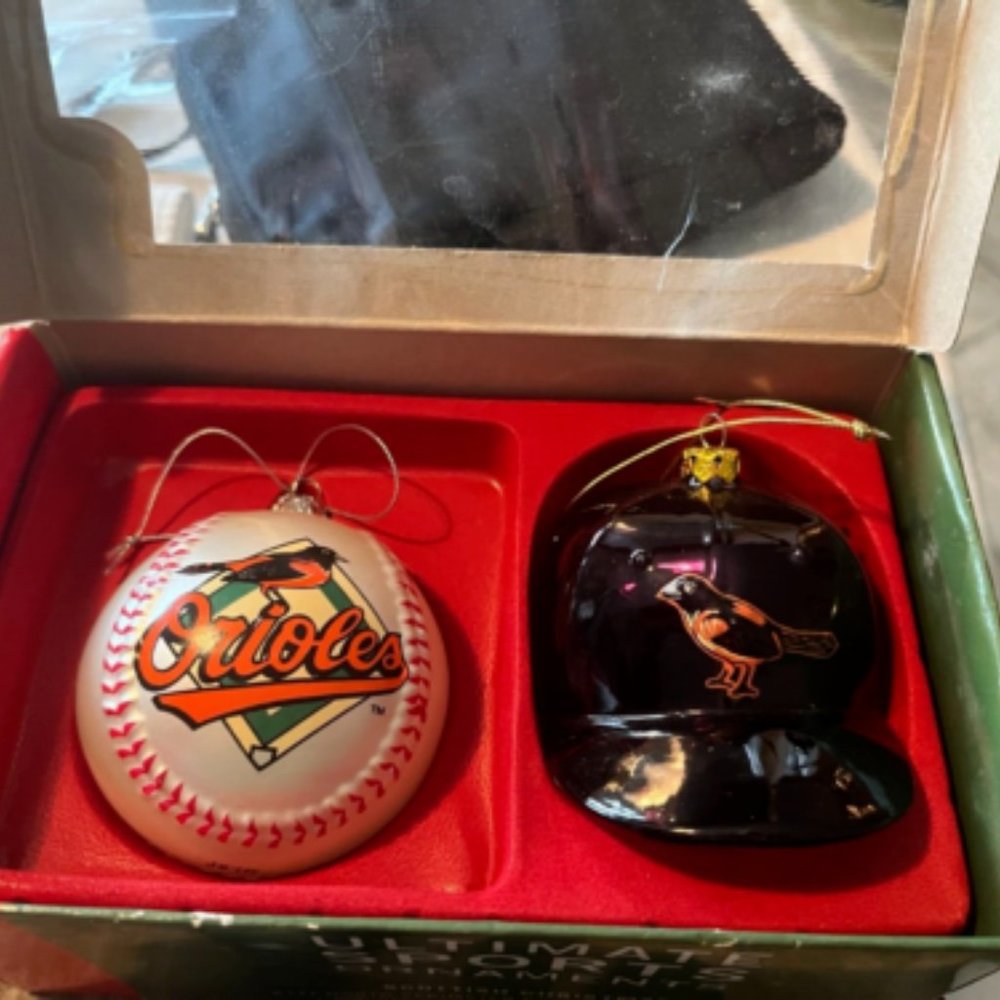 Baltimore Oriole's MLB Glass Christmas Ultimate Sports Ornaments Ball & Helmet
